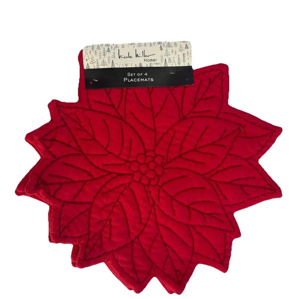 Nicole Miller Christmas Poinsettia Placemats Table Decor RED 100% POLYESTER NWT